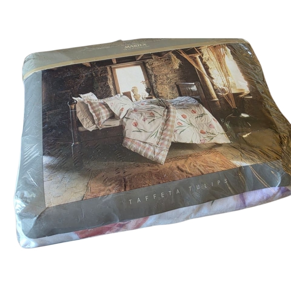 Martex Vintage Taffeta Tulips Bedding Set - Elegant Cream and Pink Design New